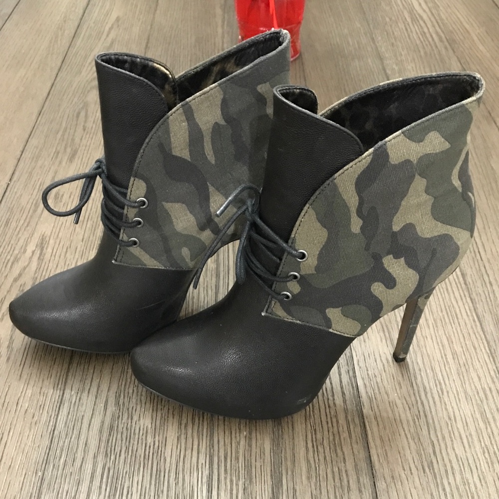 Camouflage high heel booties